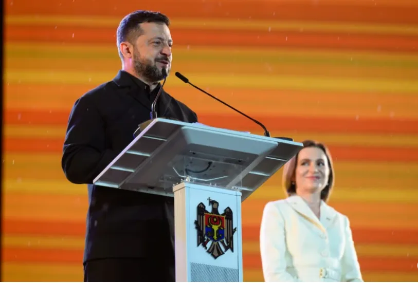 Зеленський: Україна та Молдова мають святкувати дні незалежності в мирі та ЄС Зеленський: Україна та Молдова мають святкувати дні незалежності в мирі та ЄС