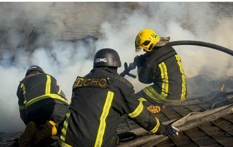 Росіяни вдарили ракетами по Печенігах на Харківщині: є постраждалі, серед них діти Росіяни вдарили ракетами по Печенігах на Харківщині: є постраждалі, серед них діти