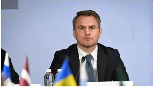 Руслан Кравченко подав заяву про відставку з посади Генпрокурора Руслан Кравченко подав заяву про відставку з посади Генпрокурора