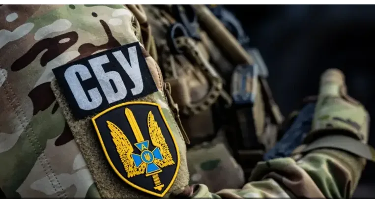 Не допомагайте ворогу: СБУ попередила про кримінальну відповідальність за зйомку обстрілів та ППО Не допомагайте ворогу: СБУ попередила про кримінальну відповідальність за зйомку обстрілів та ППО