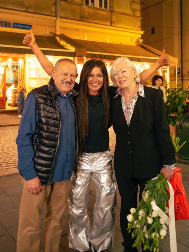 Руслана Лижичко з батьками / © instagram.com/ruslana.lyzhychko