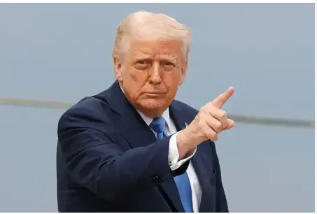 Трамп підтвердив, що Маск повернув Україні зв'язок Starlink Трамп підтвердив, що Маск повернув Україні зв'язок Starlink