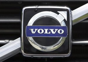 Трех сотрудников Volvo уволили за нелояльный статус в социальной сети