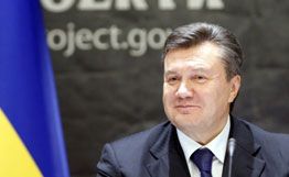 Янукович насмешил японцев корявым английским