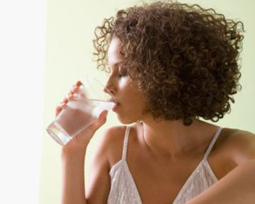 Холодная вода и жевательная резинка помогут похудеть