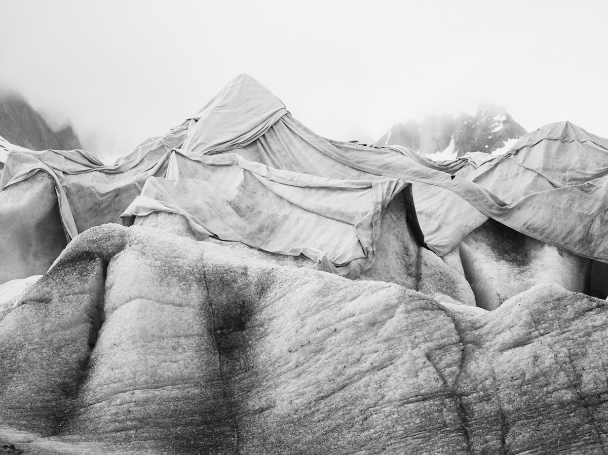 Ронский ледник под одеялом от Стефана Шлюмфа