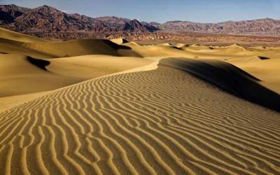 Необычайные пустыни планеты поражают красотой. Фото