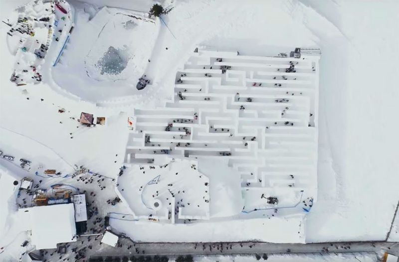 Самый большой в мире снежный лабиринт открылся в Польше