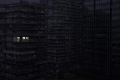 Ночной Париж в мрачном фотопроекте. Фото