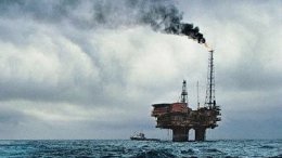 В Черном море начали бурение первой глубоководной нефтяной скважины