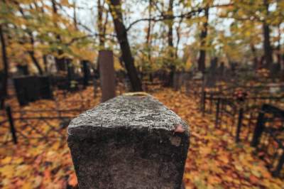 Мистический Киев: Байковое кладбище на рассвете. Фото