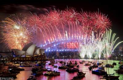 Свежая подборка ярких празднований Нового года в разных странах. Фото