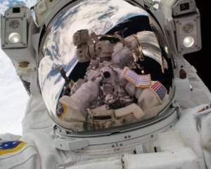 Ошибся номером: астронавт позвонил из космоса в службу спасения «911»