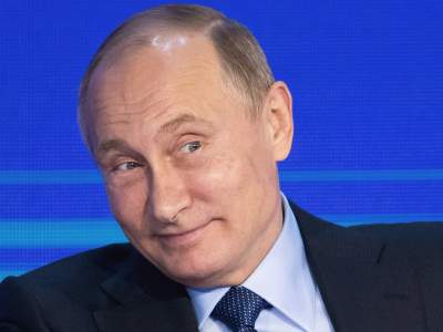  В России начали продавать духи «с ароматом Путина»