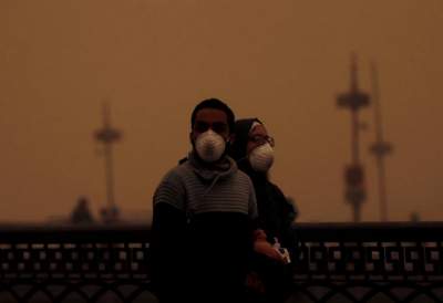 Так выглядит Каир во время песчаной бури. Фото 