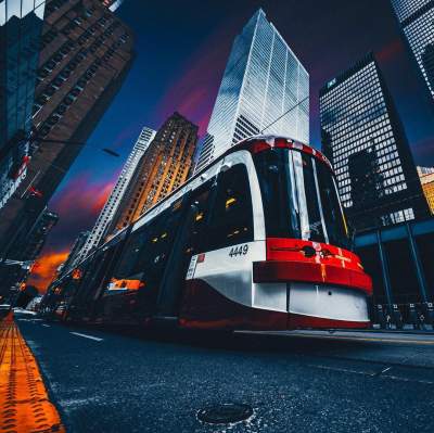Уличные пейзажи Торонто от талантливого фотографа. Фото