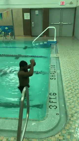 18 человек, чьи подписи к фото остроумнее оригинальных