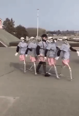 18 человек, чьи подписи к фото остроумнее оригинальных