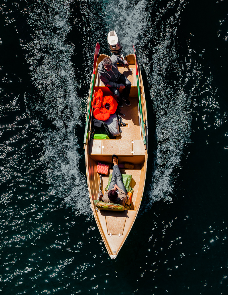 Лодки и катера с высоты на аэрофотоснимках Тома Хегена