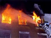 Школьники спасли из горящего дома 5 человек