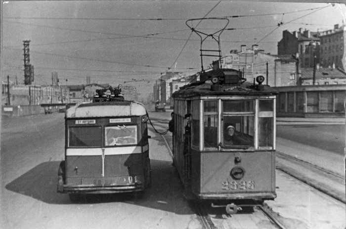Первые троллейбусы Ленинграда