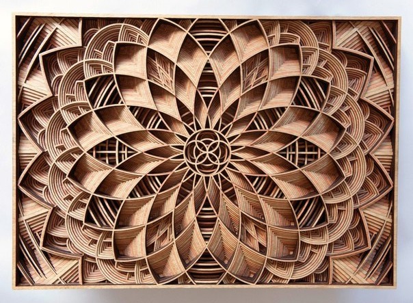 Мандалы из дерева от американского художника Габриэля Шама