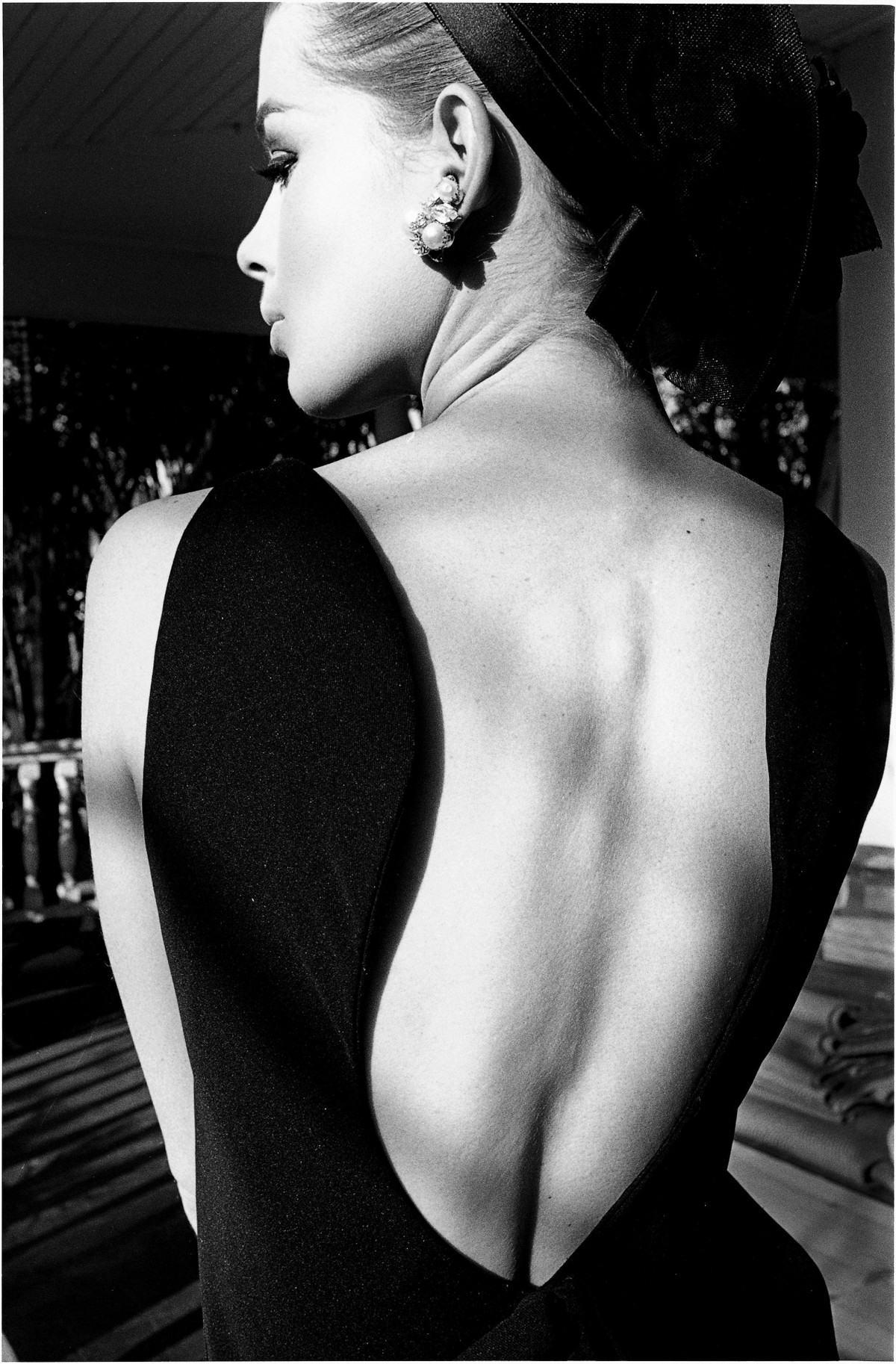 Классические фотографии женщин со спины от мастеров