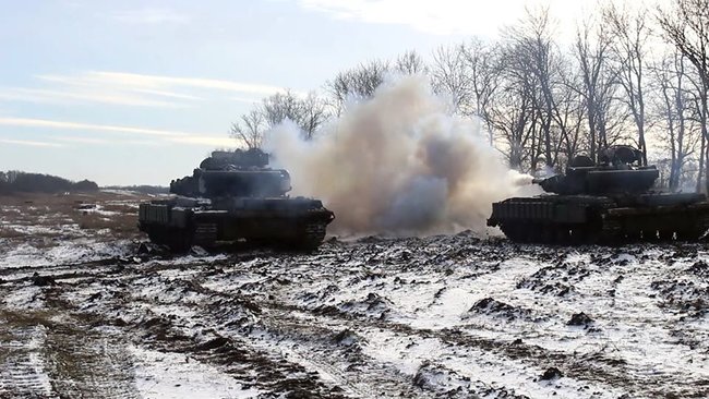 Учебные сборы командиров танковых подразделений проходят на Луганщине 06
