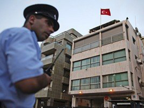 В Турции уволили из-за коррупции около 350 полицейских 