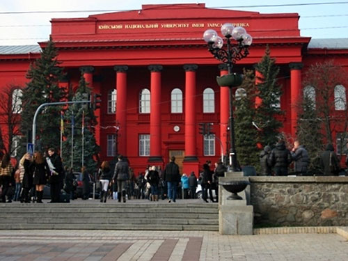 Университет Шевченко прекратил голодовку