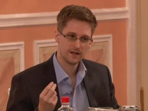 В США думают, что Сноуден мог работать на Россию: он вор, которому помогали
