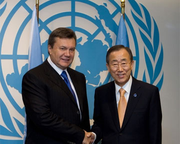 Генсек ООН высоко оценил усилия Януковича по преодолению политического кризиса 