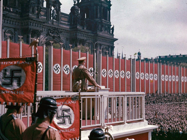 Нацистская Германия на цветных фото Хуго Йегера — личного фотографа Гитлера. ФОТО Нацистская Германия на цветных фото Хуго Йегера — личного фотографа Гитлера. ФОТО