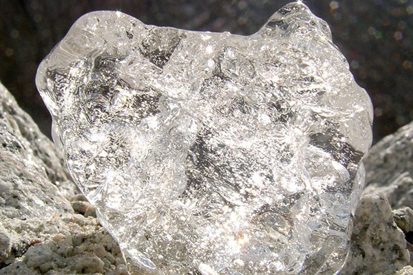 В Южной Африке горняки добыли белый алмаз стоимостью более $ 10 млн