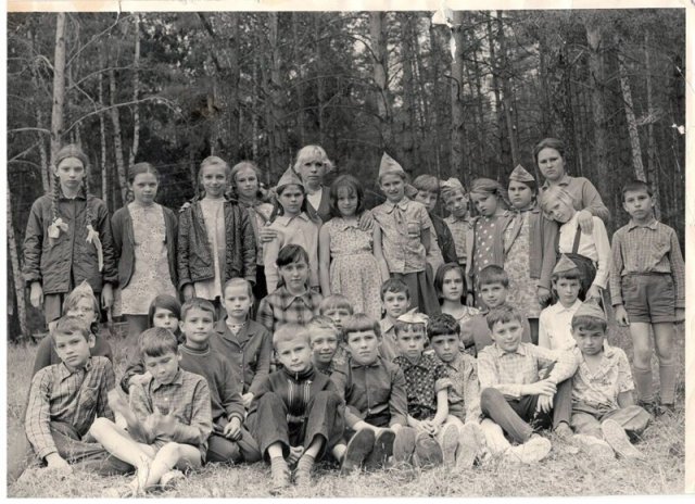 Детство в пионерских лагерях времен СССР на снимках