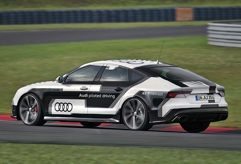 Audi построила самый быстрый автомобиль-беспилотник в мире