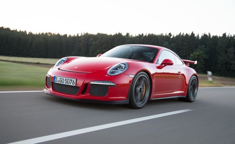 Porsche планирует оснастить все версии спорткара 911 исключительно турбированными двигателями