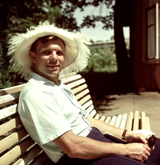Юрий Гагарин - космонавт №1. Фото юности