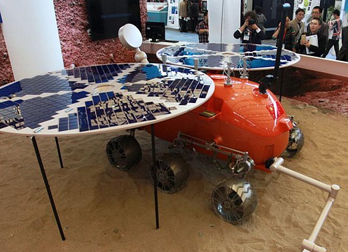 Китай показал прототип своего первого марсохода