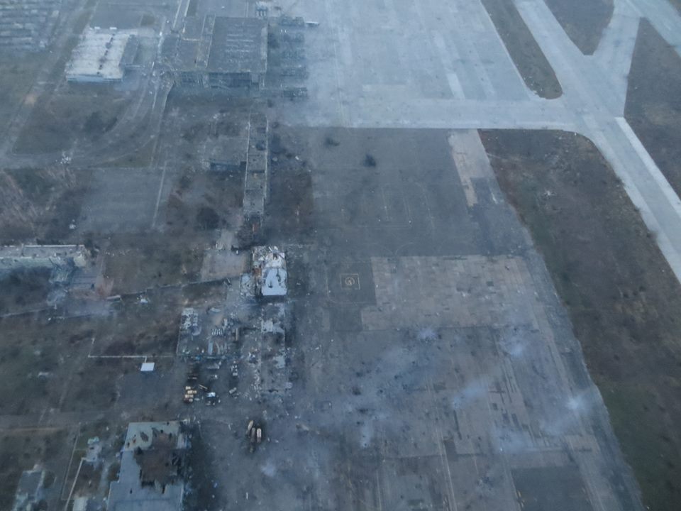 Руины донецкого аэропорта - кадры с беспилотника. ФОТО