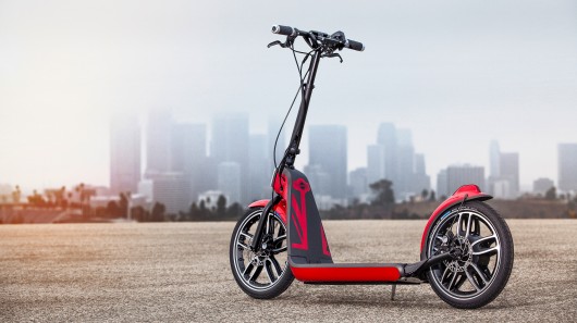 BMW создала городской электрический скутер