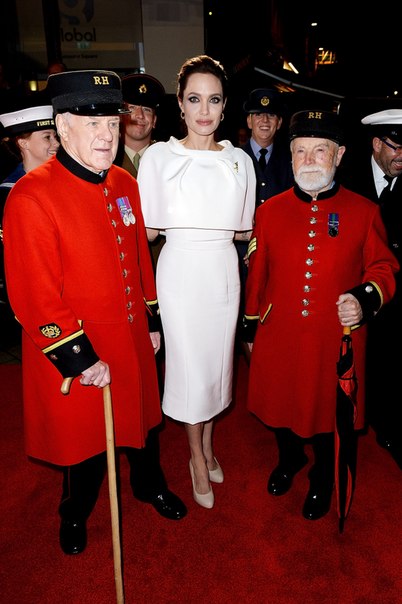 Анджелина Джоли продолжает худеть