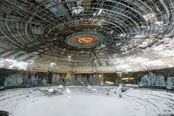 Призраки советского прошлого  (Фото)