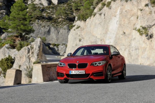 BMW 2-series получит новый мотор и полный привод