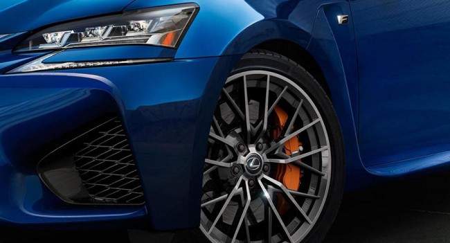 Lexus анонсировал новую модель F-серии