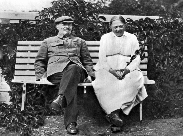 Владимир Ленин и Надежда Крупская. Редкое фото