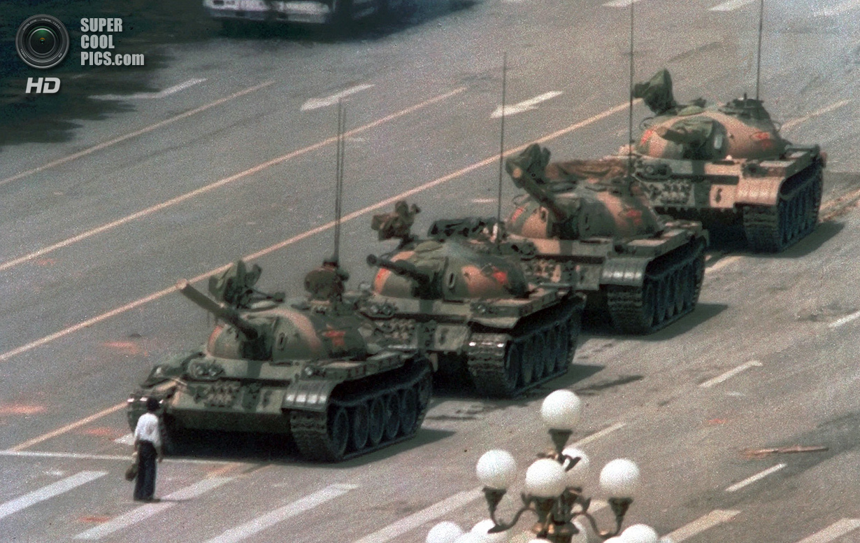 Момент истории: кровавые разборки на площади Тяньаньмэнь в Китае. ФОТО