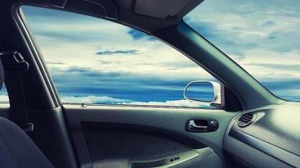Представьте, что вы выходите из дома и направляетесь на работу на своей летающей машине