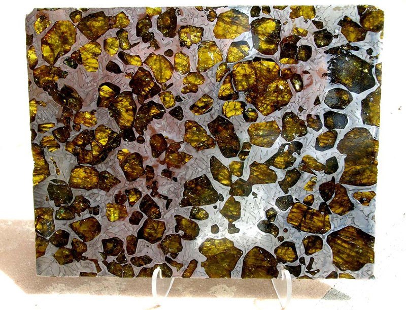 Звездный камень Фукан: найденный метеорит ровесник планеты Земля. ФОТО