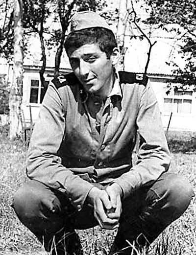 Григорий Лепс на службе в Хабаровске. СССР, 1980-е. ФОТО